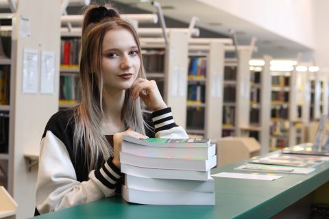 Biblioteka PB czytelnia książek Emilia