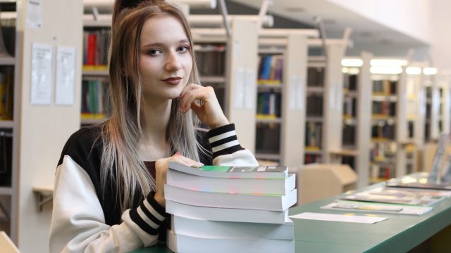 Biblioteka PB czytelnia książek Emilia