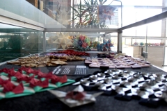 Wystawa „Origami – sztuka, wiedza, nauka”, prezentowana w Bibliotece Politechniki Białostockiej. Ekspozycję tworzą głównie matematyczne formy origami, bryły platońskie i archimedesowe, różnorodne wielościany, mozaikowe tesselacje, składane z płaszczyzn o kształtach koła, kwadratu, trójkąta.